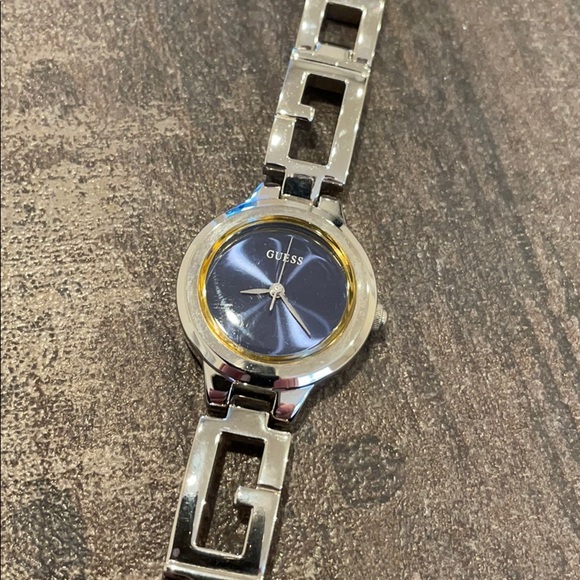 Guess Watch- Great condition; needs new battery - Picture 1 of 5